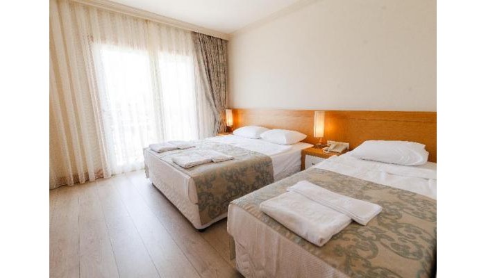 L'oceanica Beach Resort poza 2