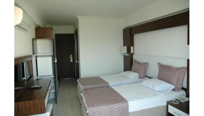 Hotel Arora poza 1