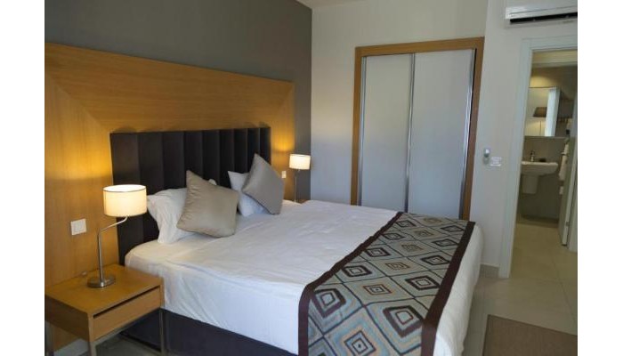 Ramada Hotel & Suites By Wyndham Kusadasi poza 5