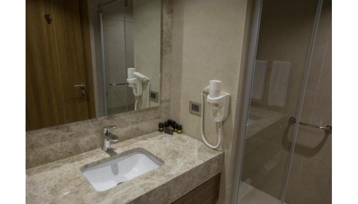 Ramada Hotel & Suites By Wyndham Kusadasi poza 15