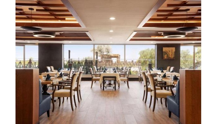 Ramada Hotel & Suites By Wyndham Kusadasi poza 18