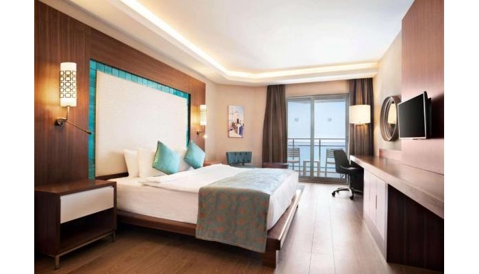 Ramada Hotel & Suites By Wyndham Kusadasi poza 4