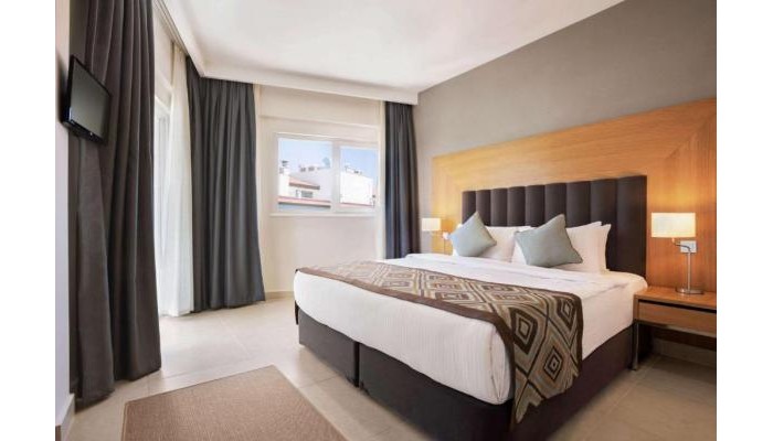 Ramada Hotel & Suites By Wyndham Kusadasi poza 2