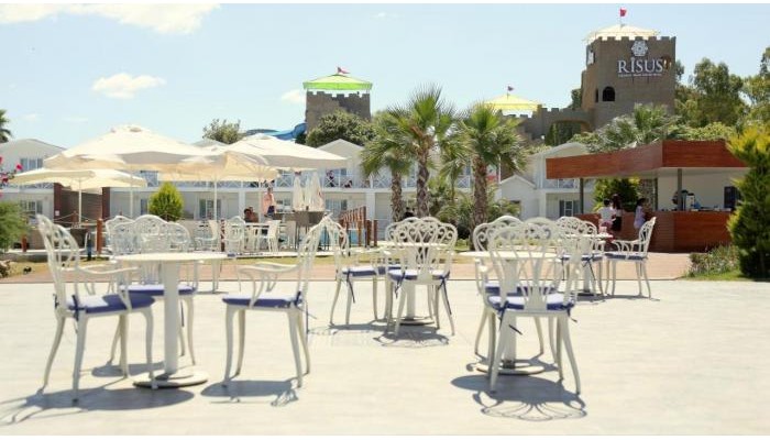 Risus Beach Resort poza 16