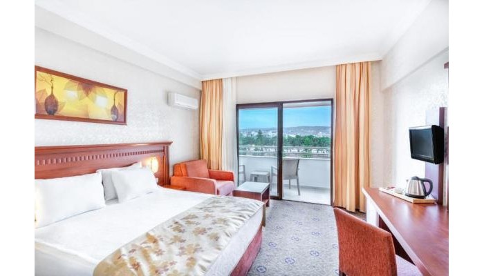 Casa Fora Beach Resort poza 5