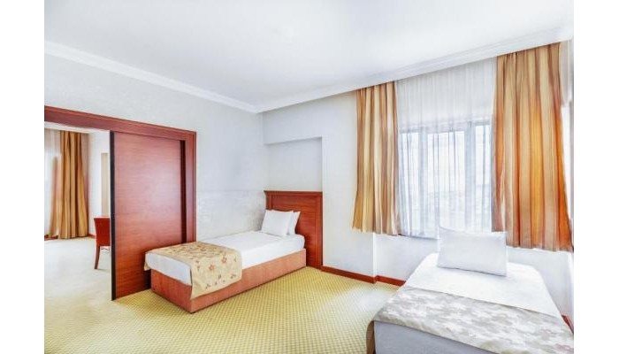 Casa Fora Beach Resort poza 9