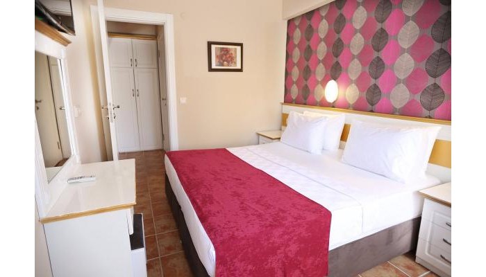 Comet Deluxe Hotel poza 2