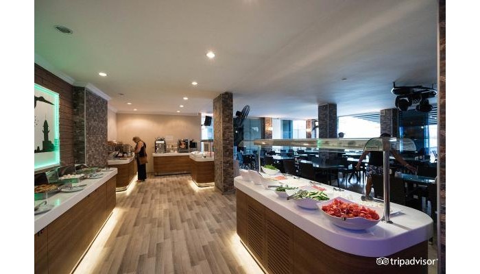 Comet Deluxe Hotel poza 16