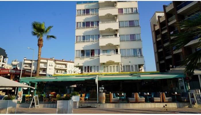 Honeymoon Hotel poza 2