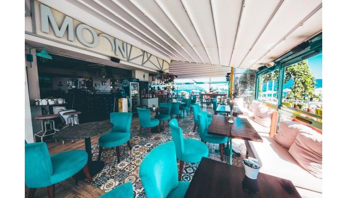 Honeymoon Hotel poza 11