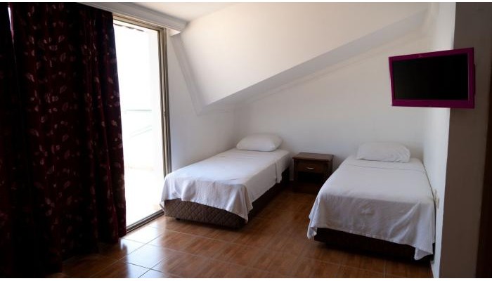 Honeymoon Hotel poza 8