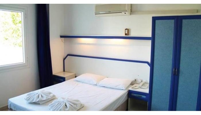 Atlantis Apartments poza 2