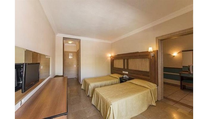 Club Munamar Beach Resort poza 4