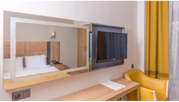 Hotel Julian Club poza 3