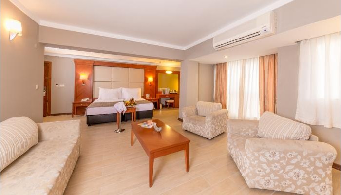 Hotel Julian Club poza 7