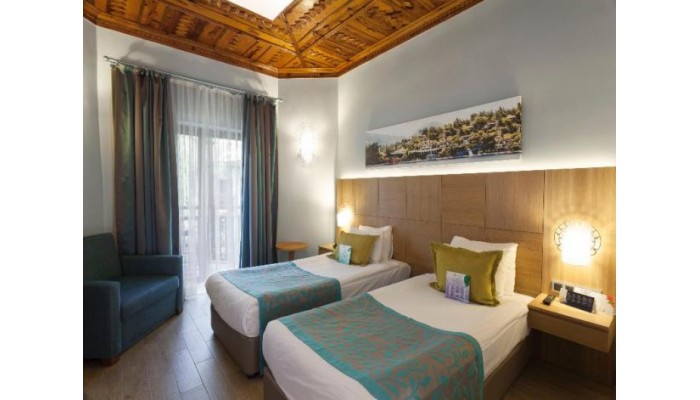 Club & Hotel Letoonia poza 8