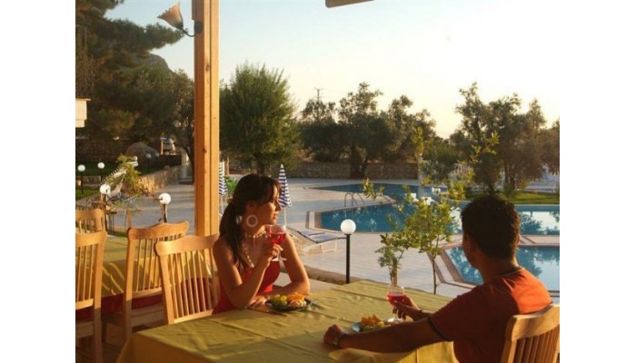 Sunshine Holiday Resort poza 3