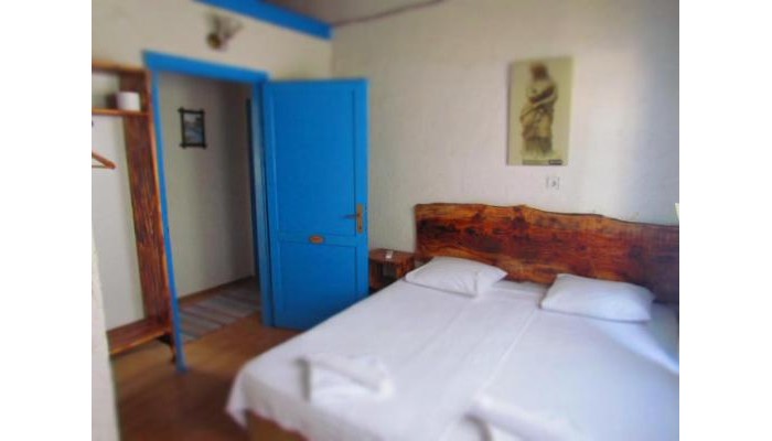 Amazon Antique Hotel poza 4