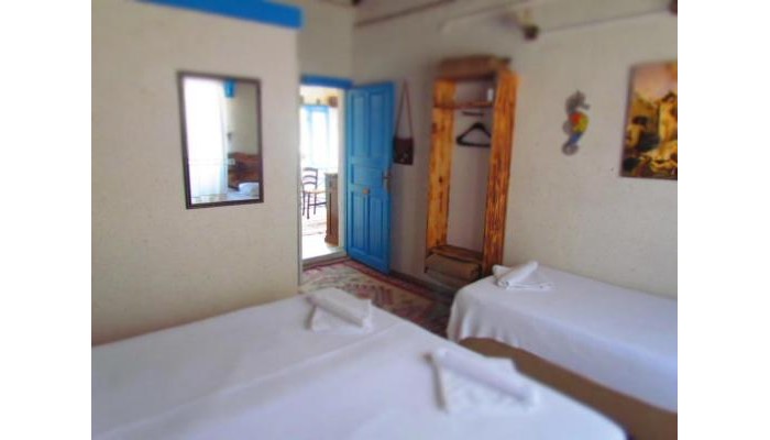 Amazon Antique Hotel poza 7