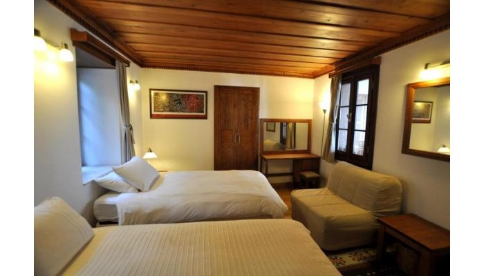 Hotel Ionia House poza 4