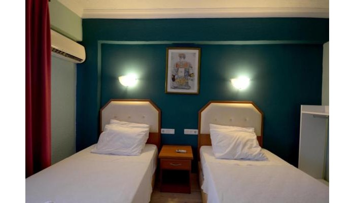 Rebetika Hotel & Bistro poza 7