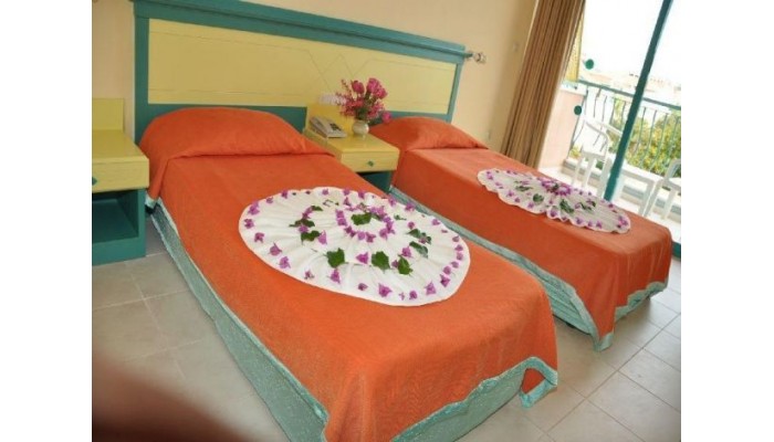 Hotel Clover Magic Park Side poza 1