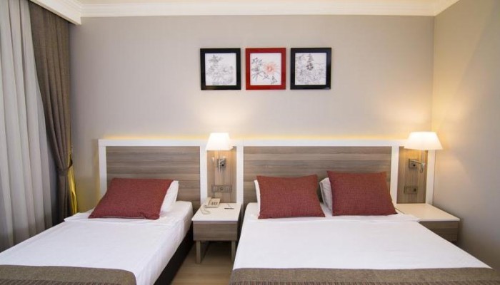 Port River Hotel & Spa poza 9