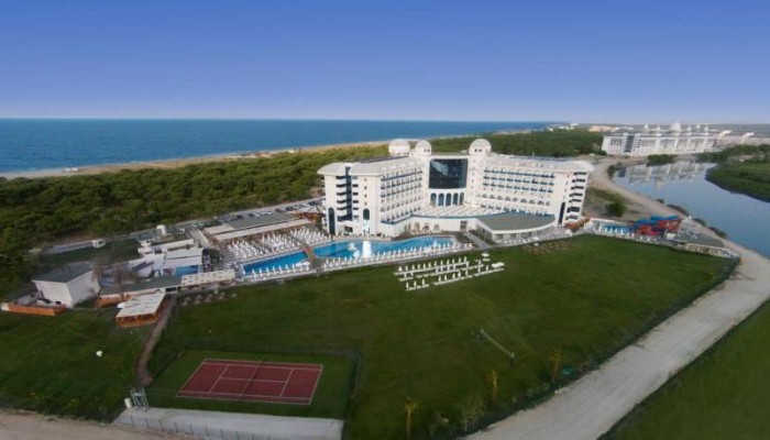 Water Side Resort & Spa poza 1