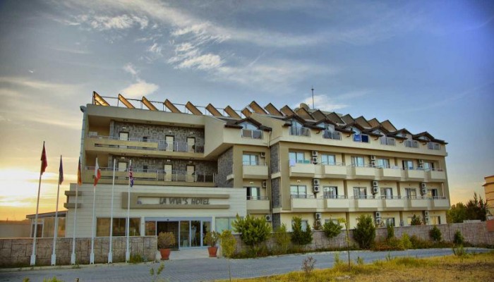 Hotel Lavitas poza 0