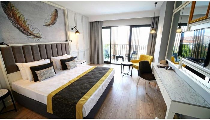 Raga Fine Dining Hotel poza 5