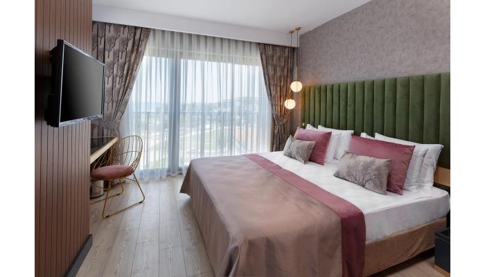 Raga Fine Dining Hotel poza 4