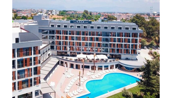 Raga Fine Dining Hotel poza 1