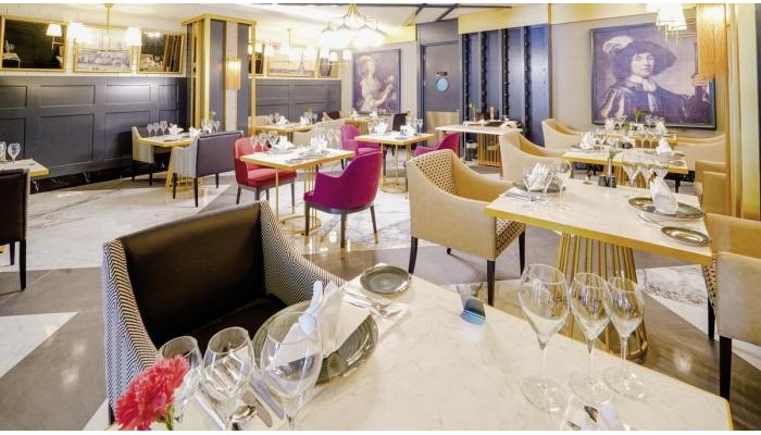 Raga Fine Dining Hotel poza 9