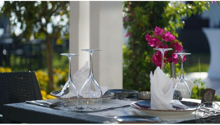 Raga Fine Dining Hotel poza 12