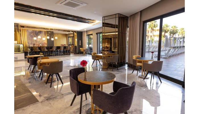 Raga Fine Dining Hotel poza 8