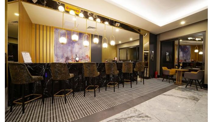 Raga Fine Dining Hotel poza 10