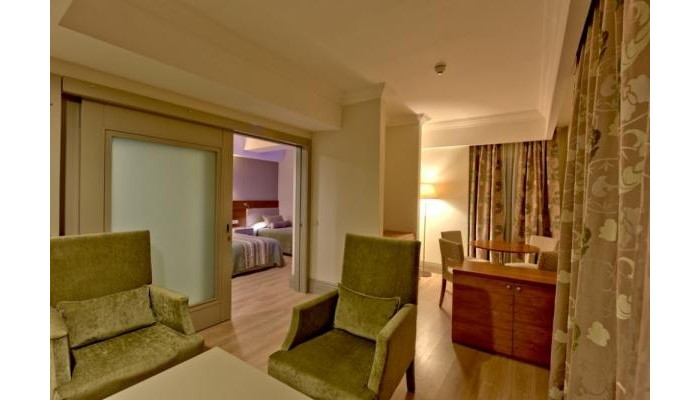 Side Star Resort poza 7